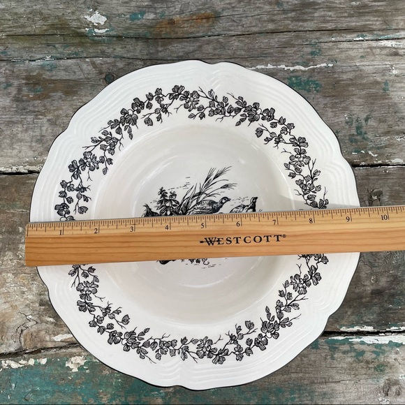 Tabletops unlimited black and white toile Pheasants bowl - Picture 2 of 5